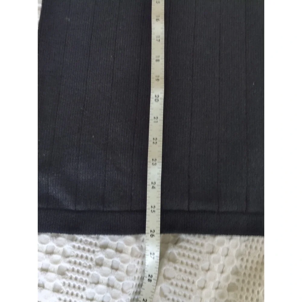 St John Basics Santana Knit Sweater Small Black Ribbed Pullover Side Slit 3/4‎